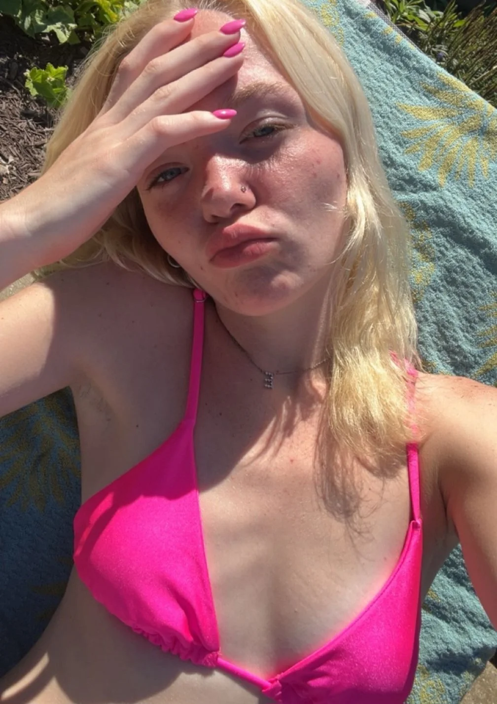 Teen cocksucker cutie Ezmerelda slut 18+ image 4