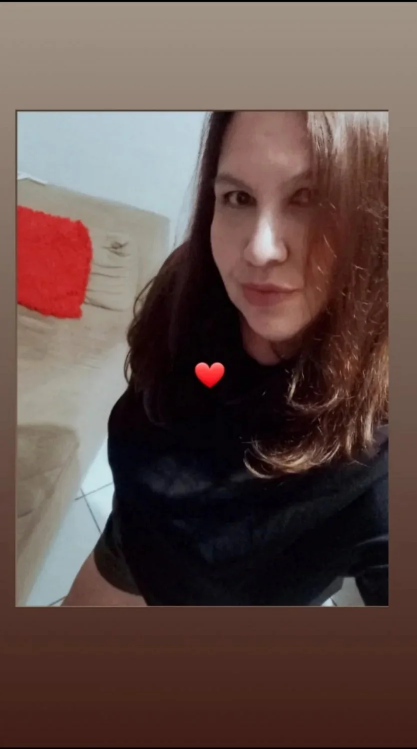 Outra mãe de amigo, Leila baixinha, branquinha safada. image 20