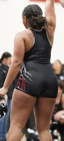 How you feel that bbc goes to your girls match to watch that ass bounce 🤤 image 3