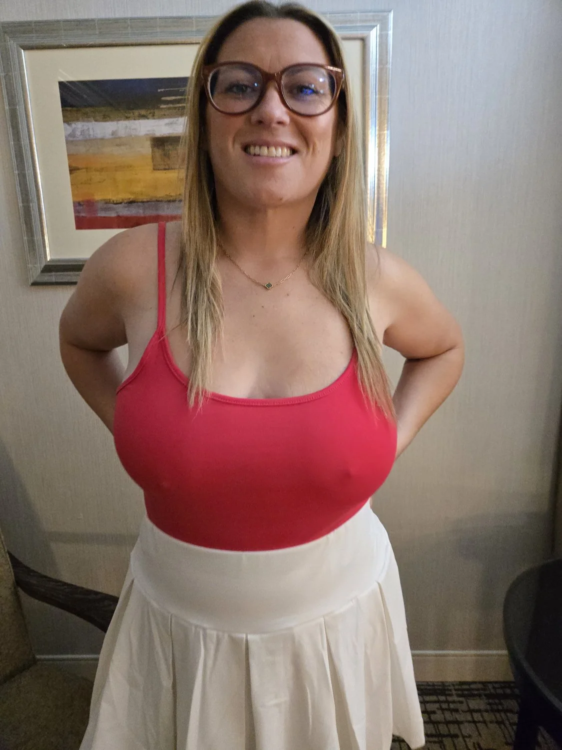 Vegas slut in pink image 4