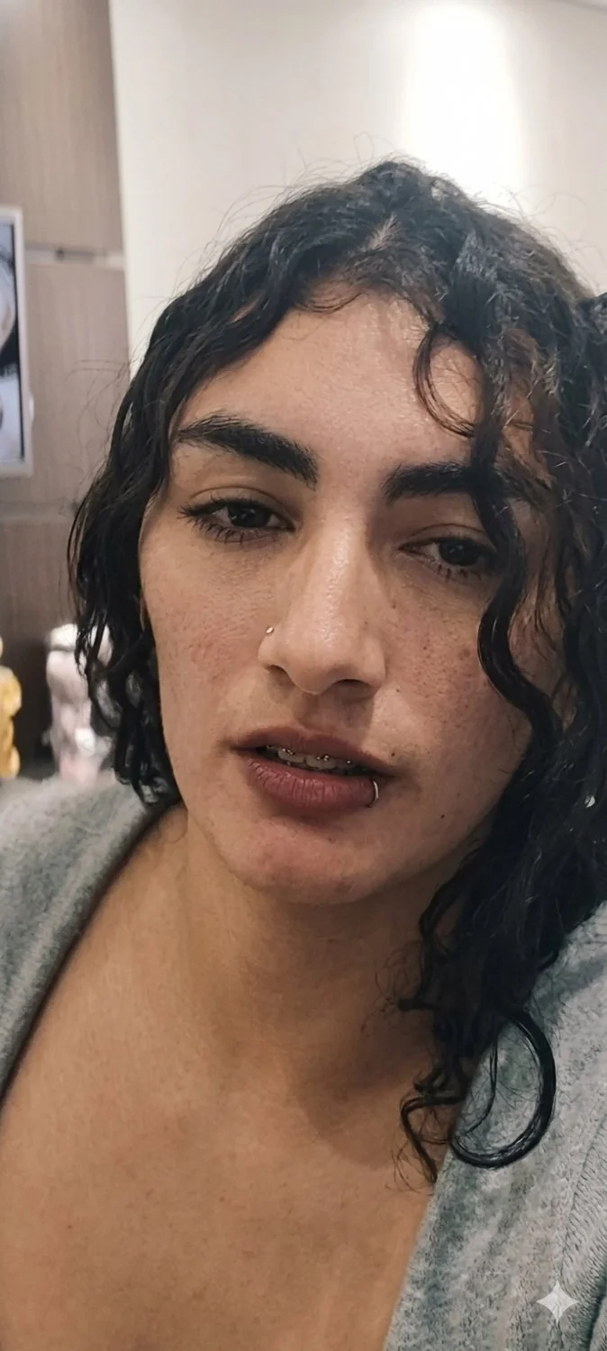 Magrinha mandou nudes da bucetinha goazada main image