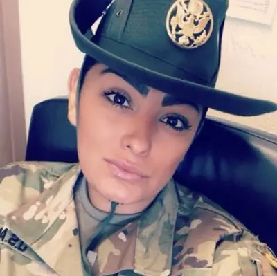 Latinas cover image
