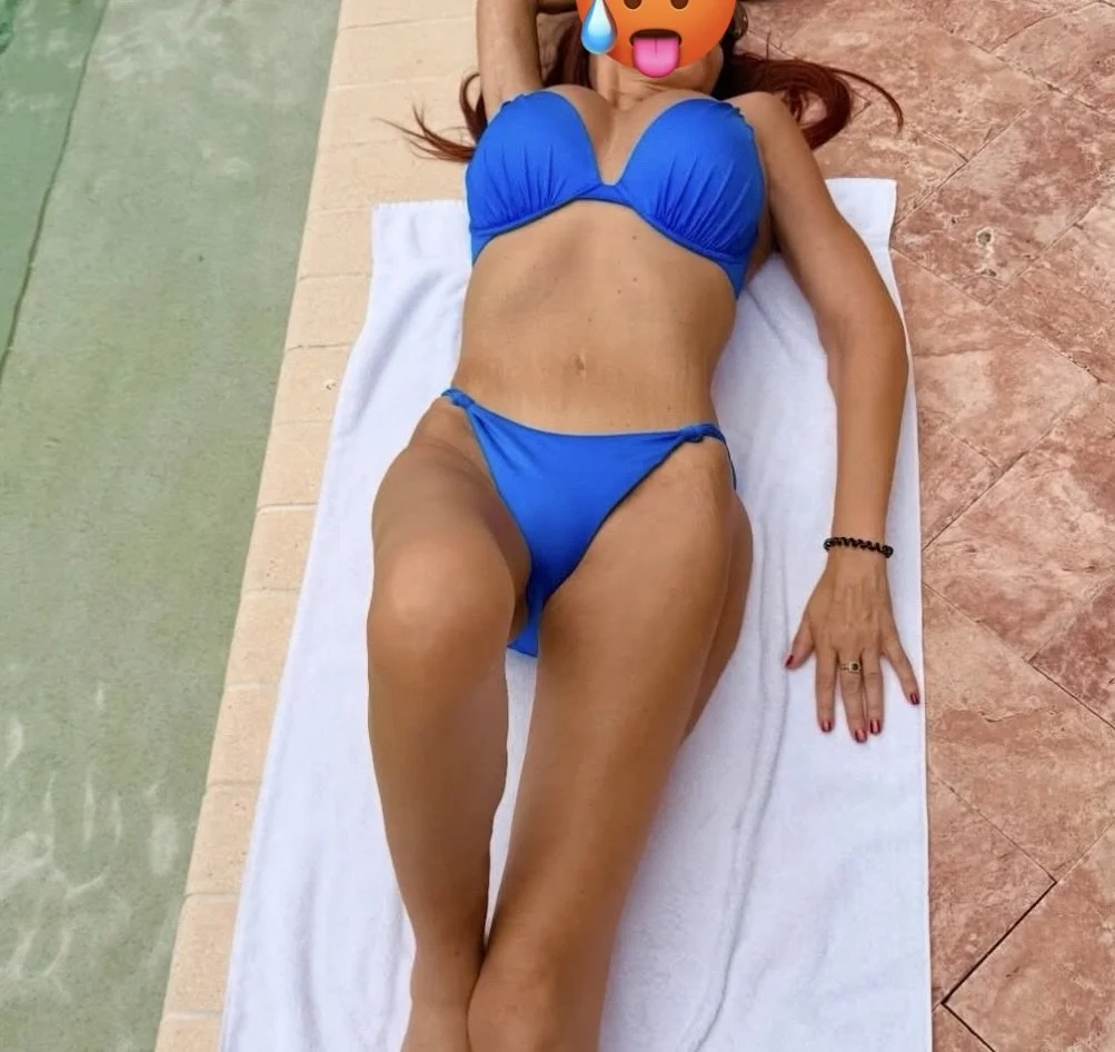 MY MOMS HUGE TITTY FRIEND image 2