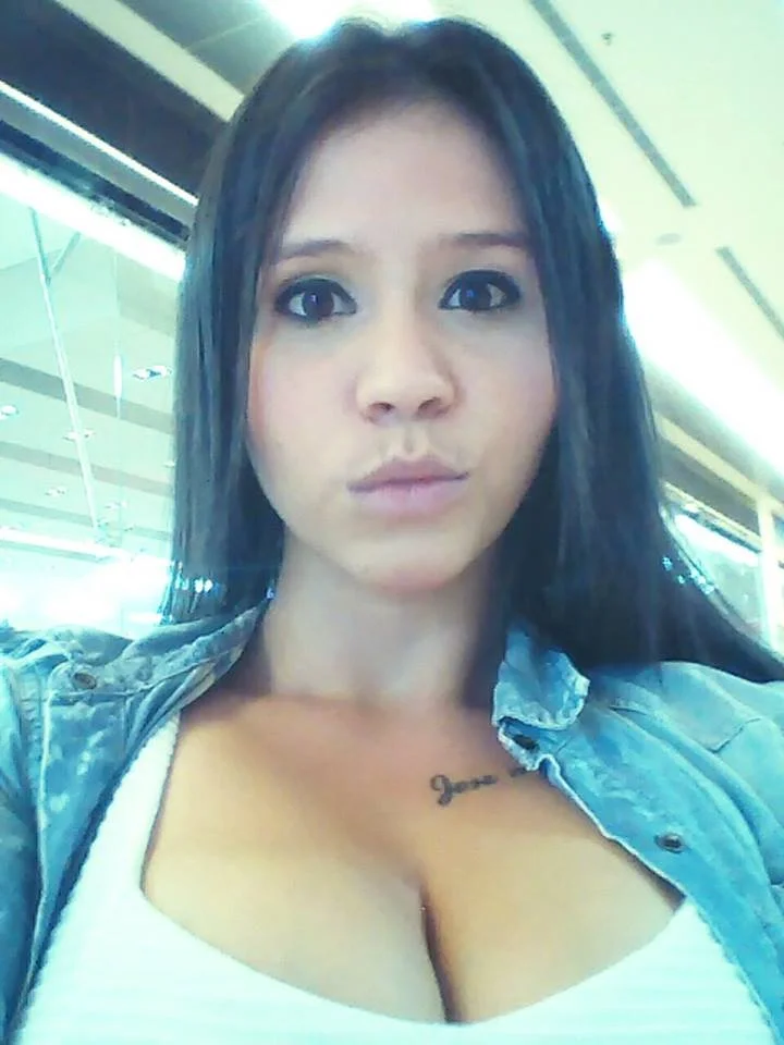 Colombian girl image 39