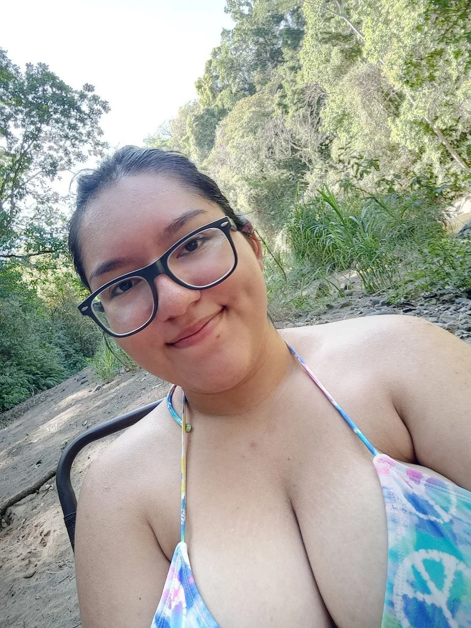Deliciosa tetona expuesta merece muchas pajas image 4