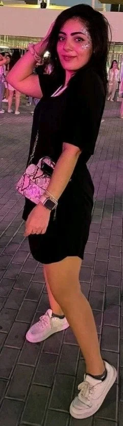 brunette arab girl image 6
