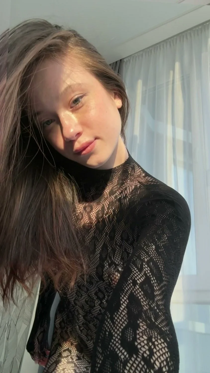 🔞 Dirty naughty tight ass teasing cum pussy nude 🍑💦 My OF image 2