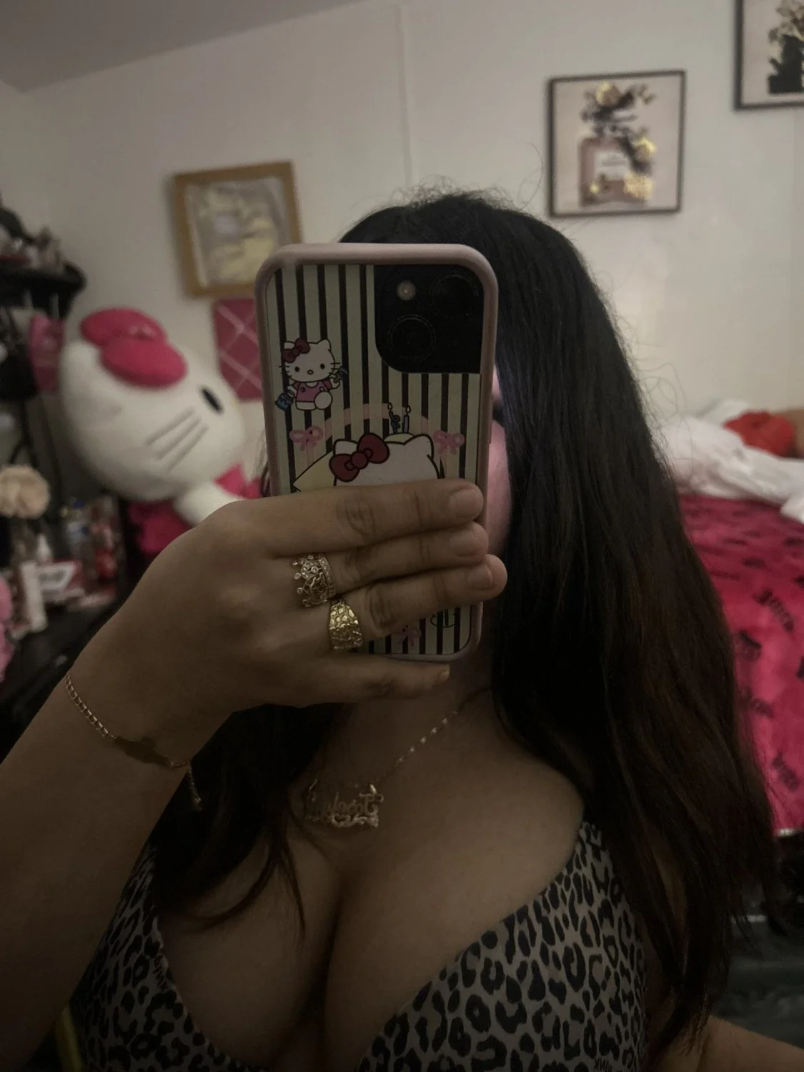 Twitter Baddie main image