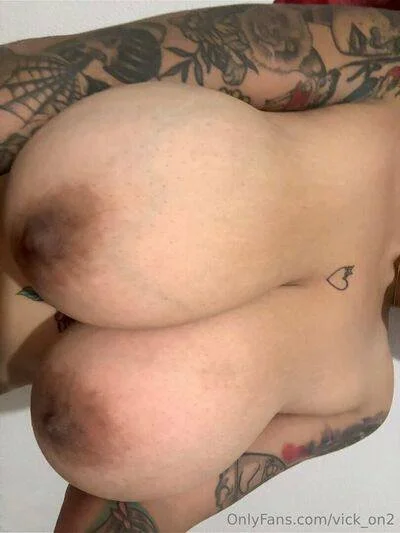 BBW curvy boobs image 7