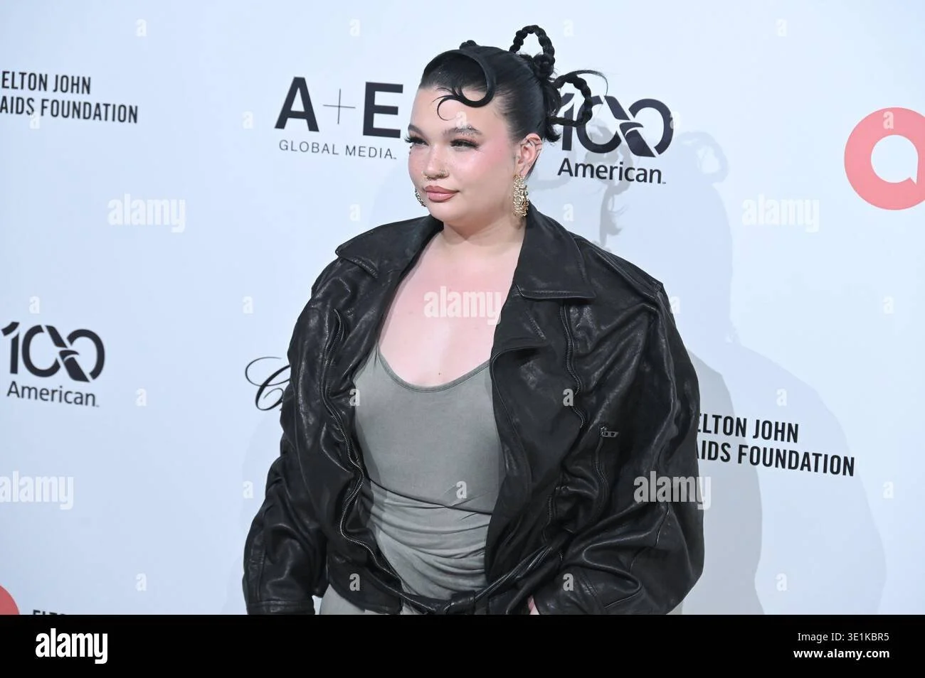 Lola young image 37