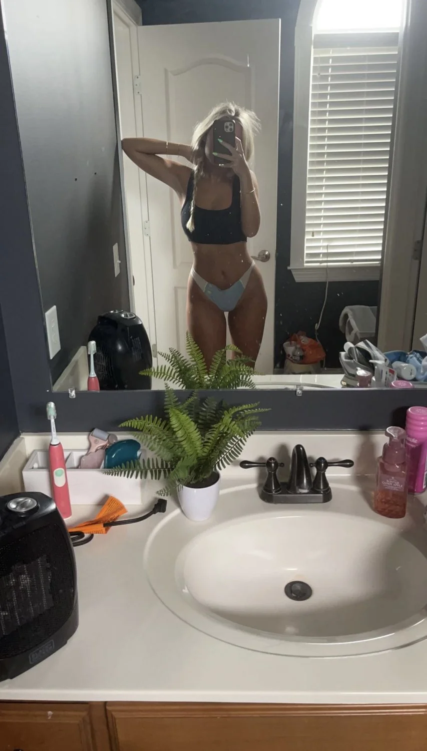 Stacked blonde beauty EXPOSED [AB] image 15