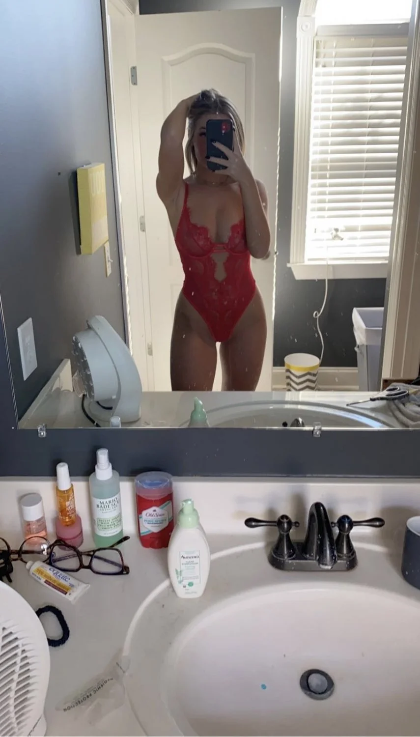 Stacked blonde beauty EXPOSED [AB] image 18