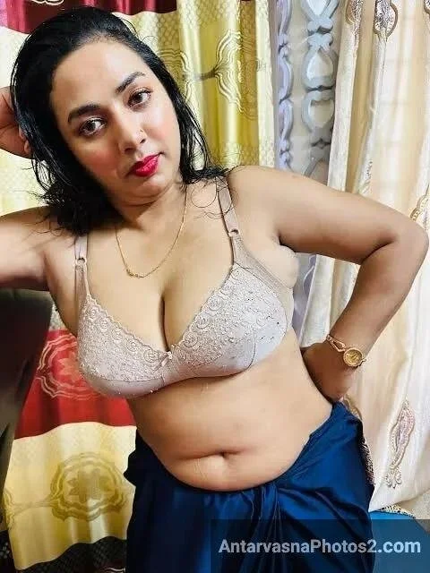 chudakkad-bihari-aunty-sexy-boobs-pics-6 image 6