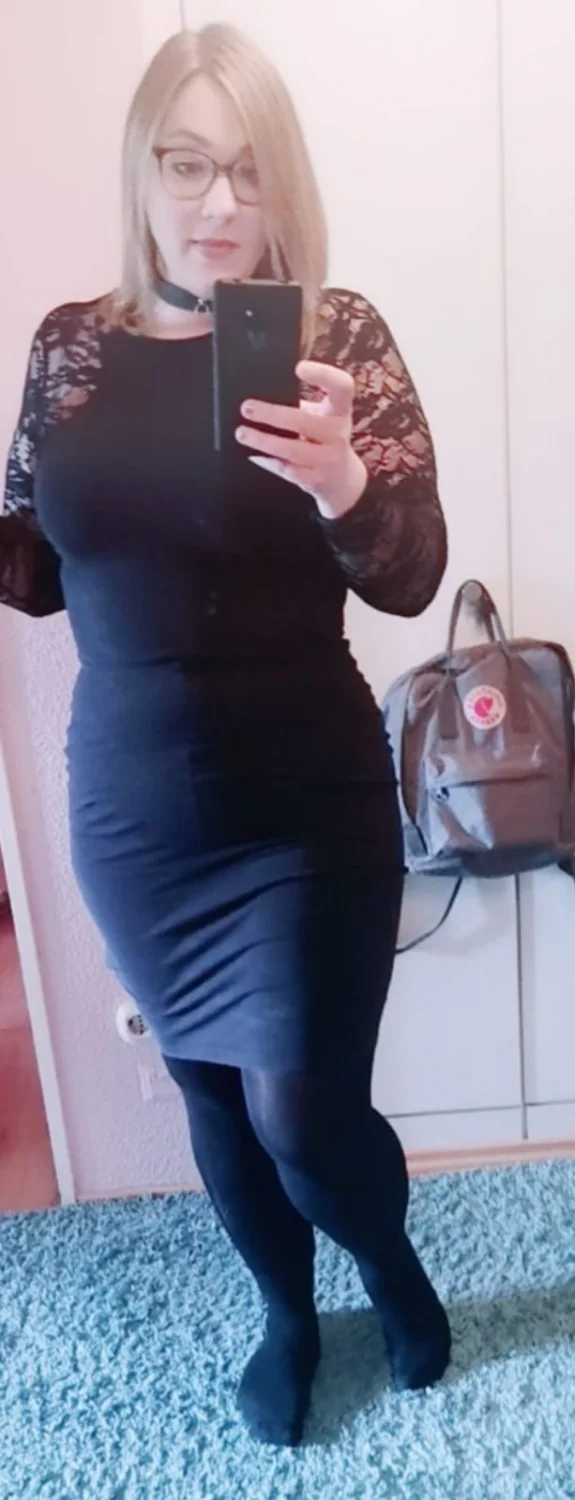 Sub Slut Kim FULL Exposure image 14