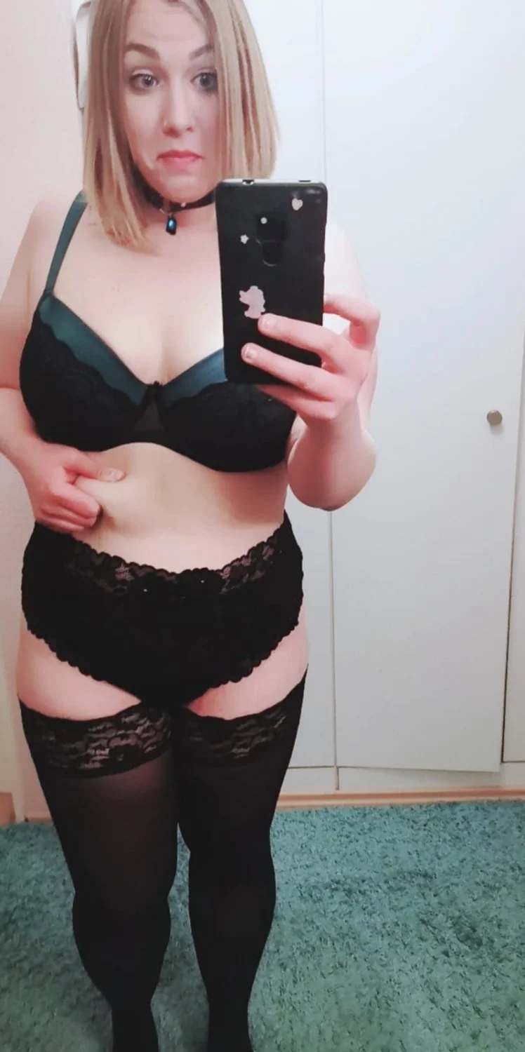 Sub Slut Kim FULL Exposure image 21