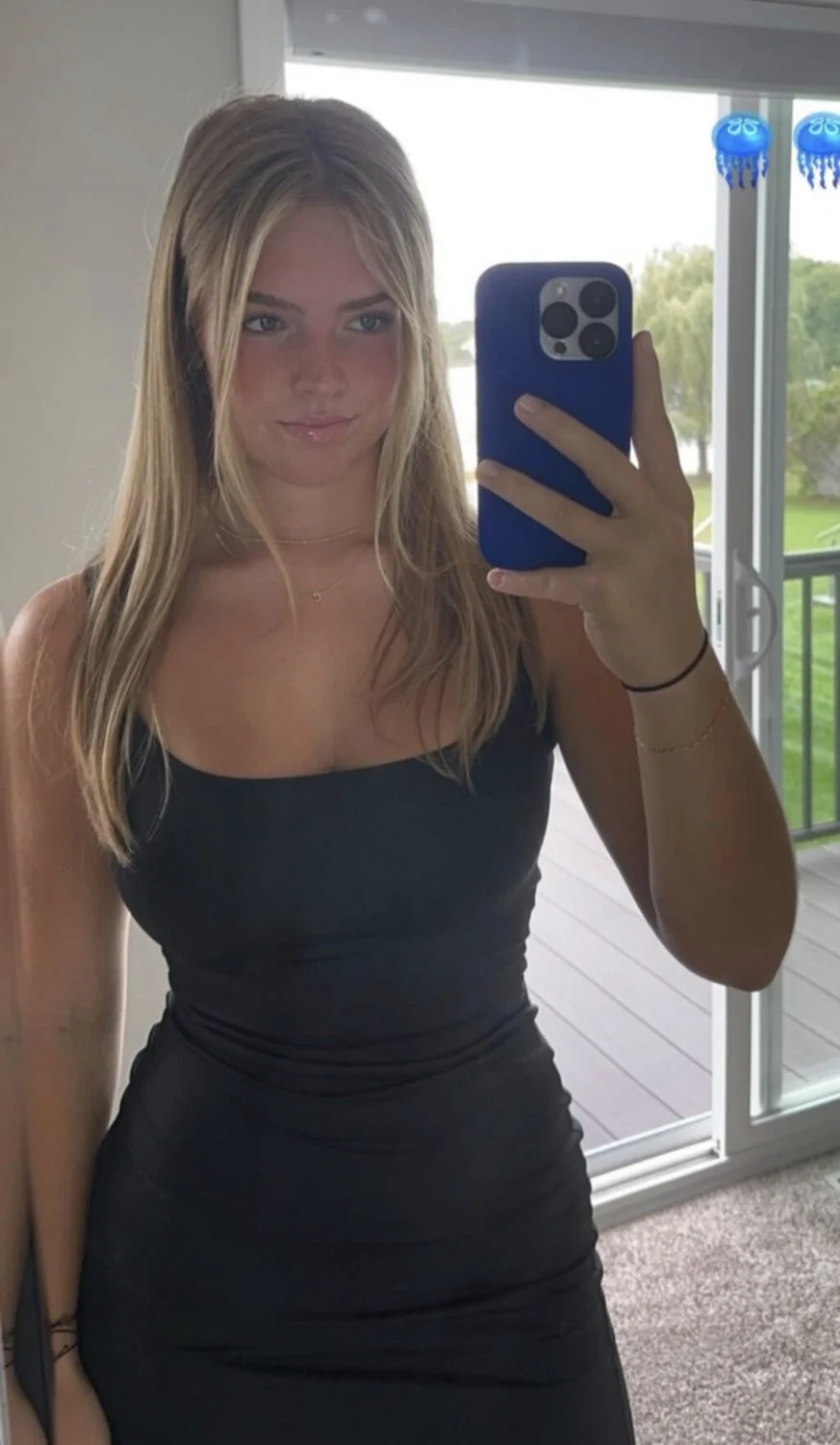 Cock Tease Julia (NN) image 21