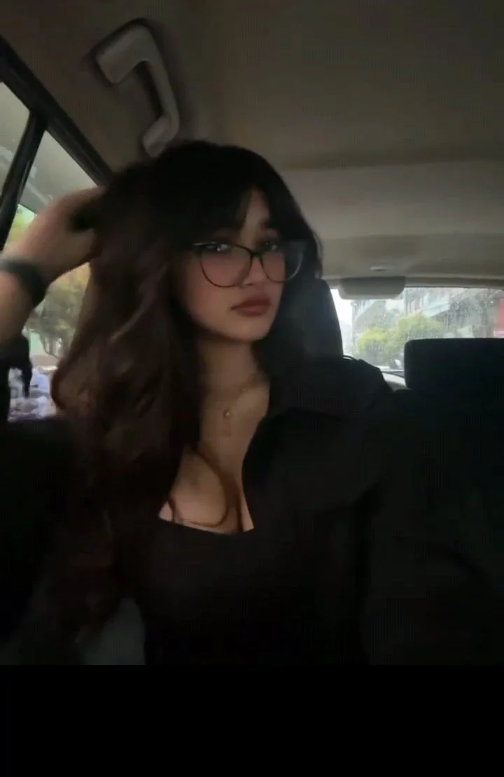 Exposing this beautiful whore image 7