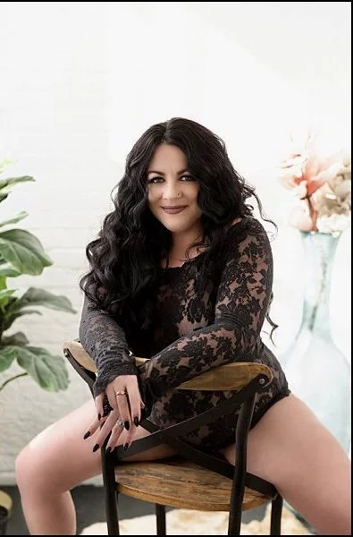 Brunette milf boudoir image 4