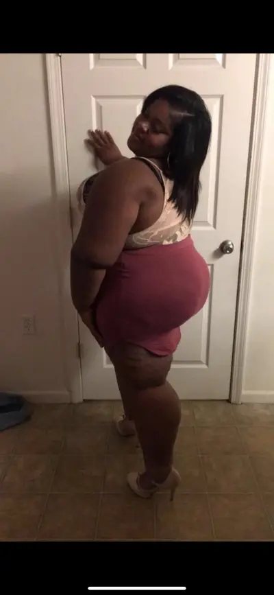 Ssbbw MILF backshots cover image
