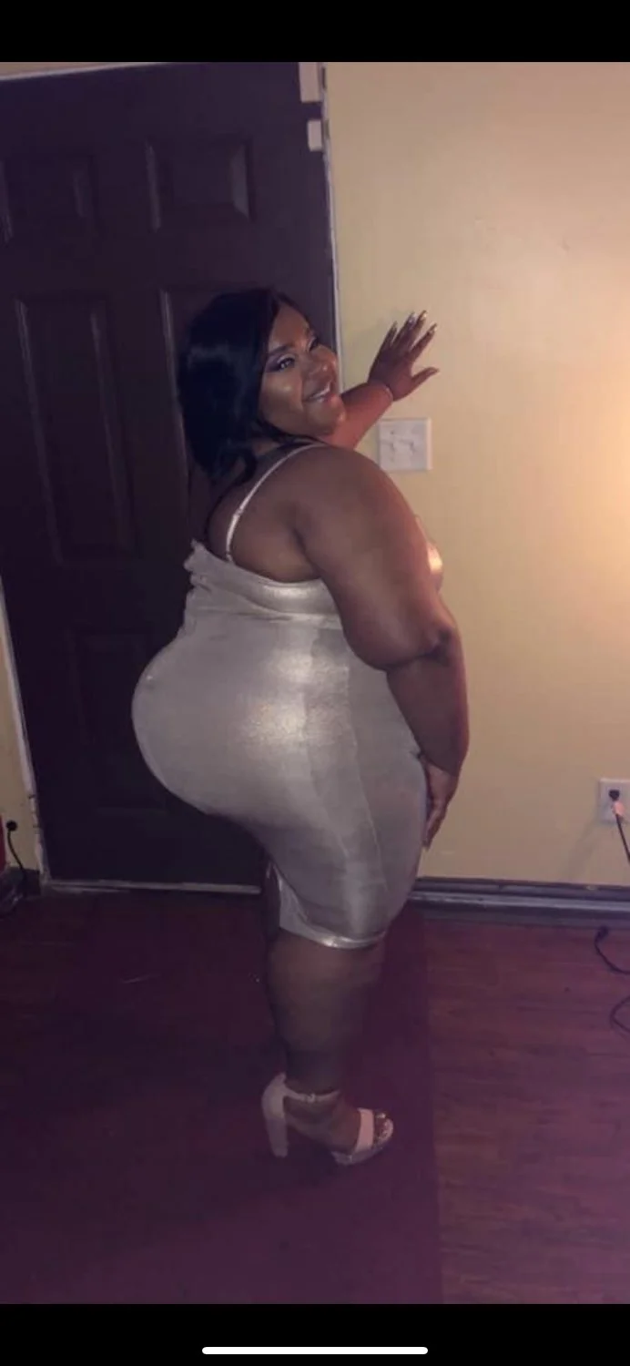 Ssbbw MILF backshots image 2