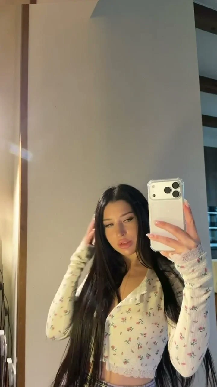 🔞 curvy body naked stunning pussy licking wet orgasm 💦🫦 Check OF image 4