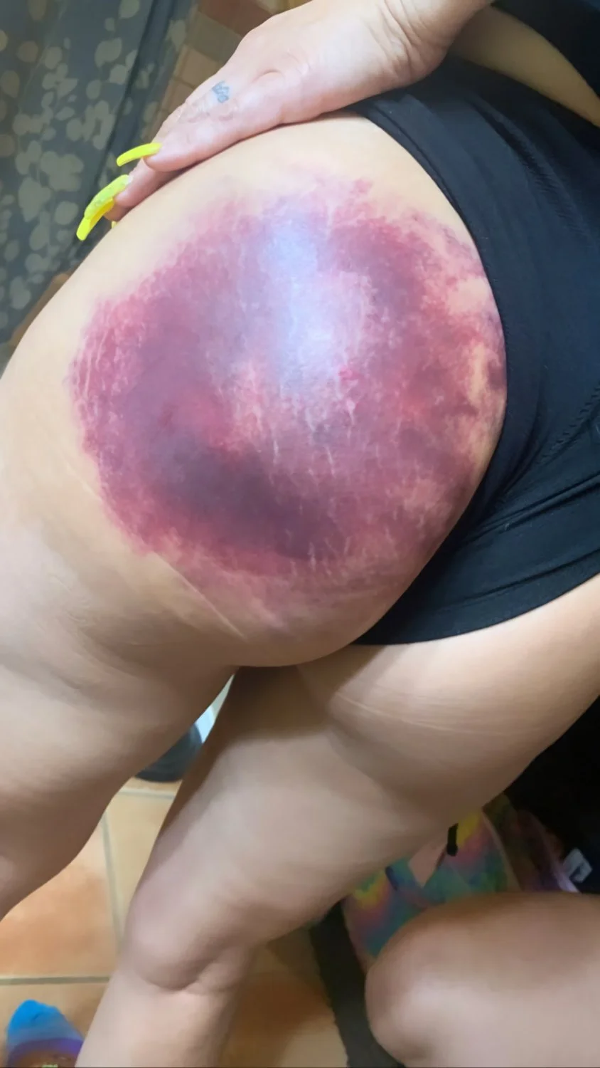 Thick IG slut Gina image 13