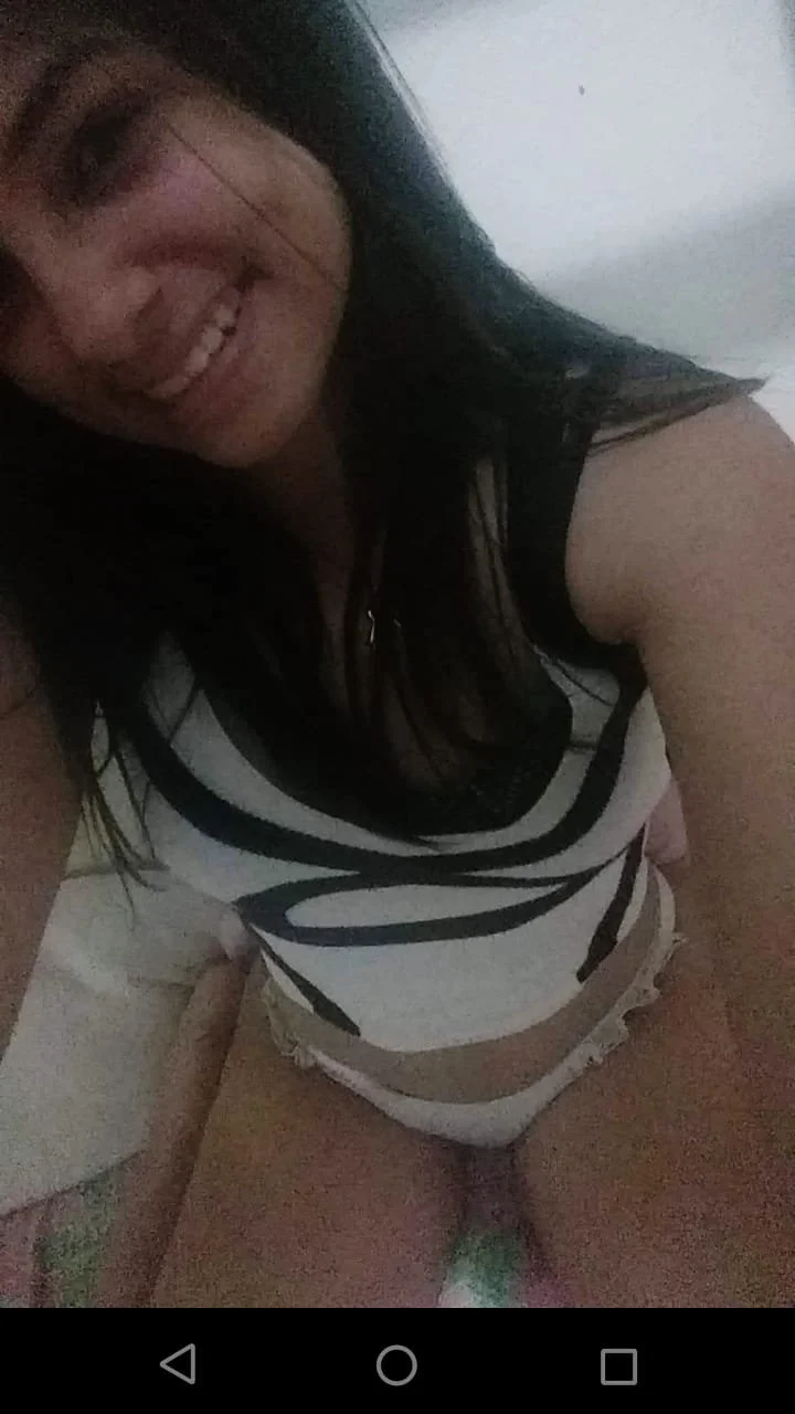 NOVINHA GOSTOSA QUE CAIU NA NET image 3
