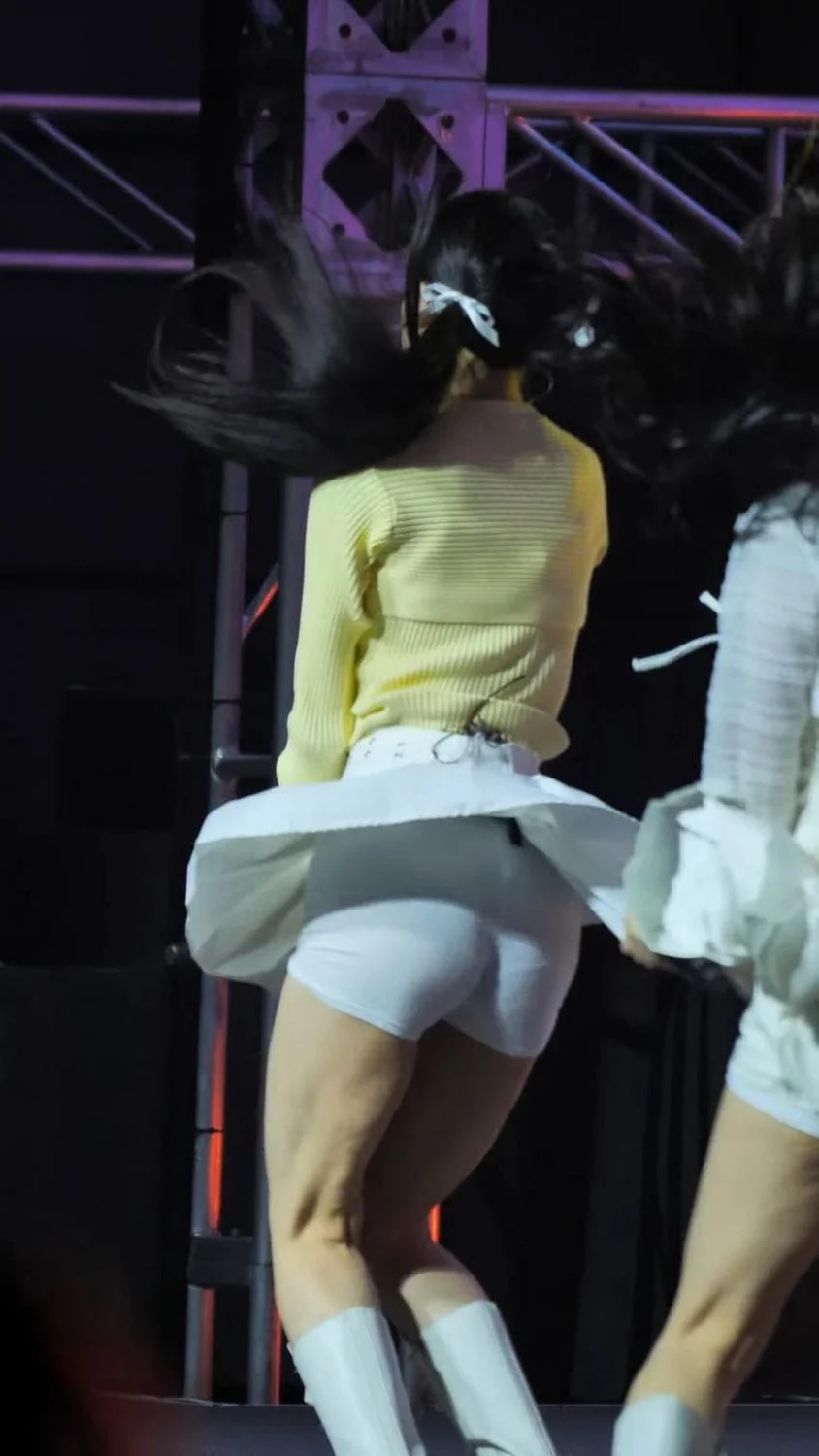 OMG Arin Best Ass image 2