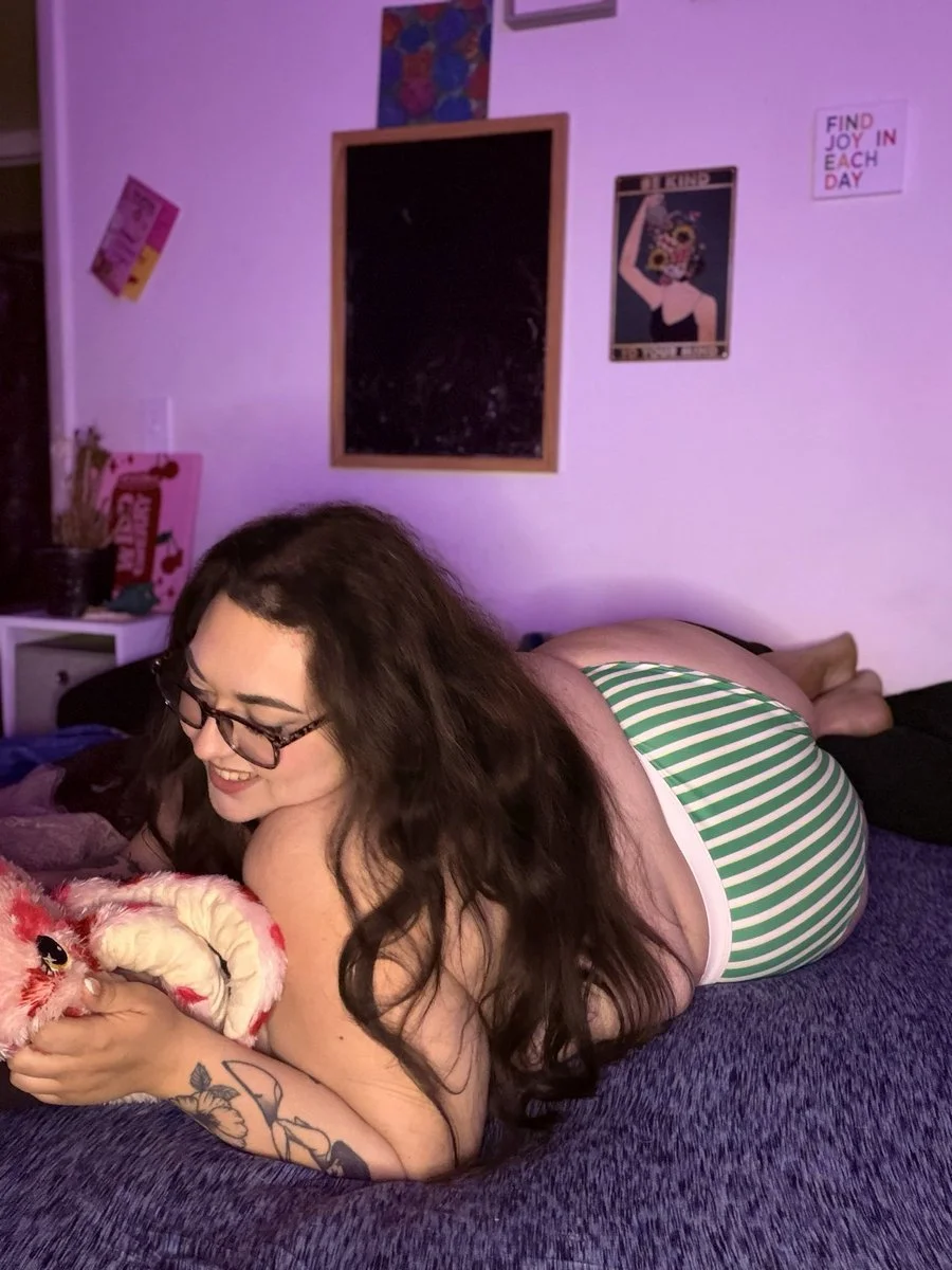Thixxx Momma Tetona image 38