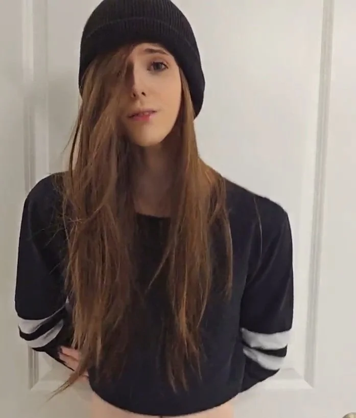 Sexy Femboy having fun main image
