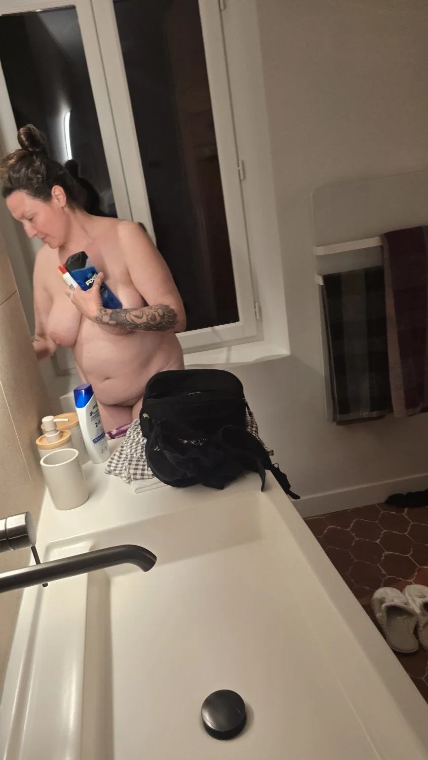 Chubby in shower image 13