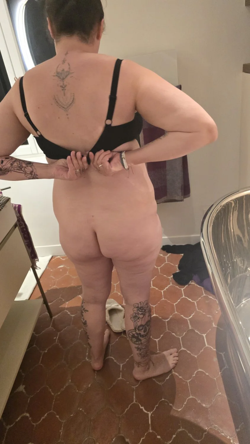 Chubby in shower image 7