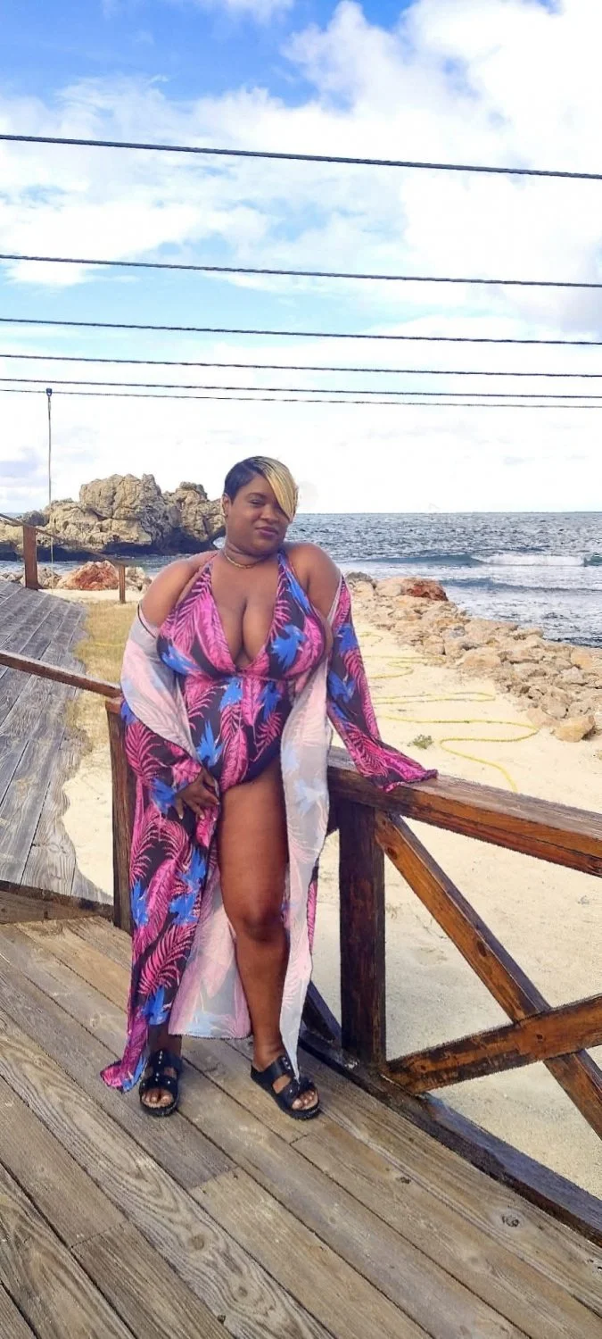 Mature ebony milf with big massive yitties. I would not pull out 154 image 20