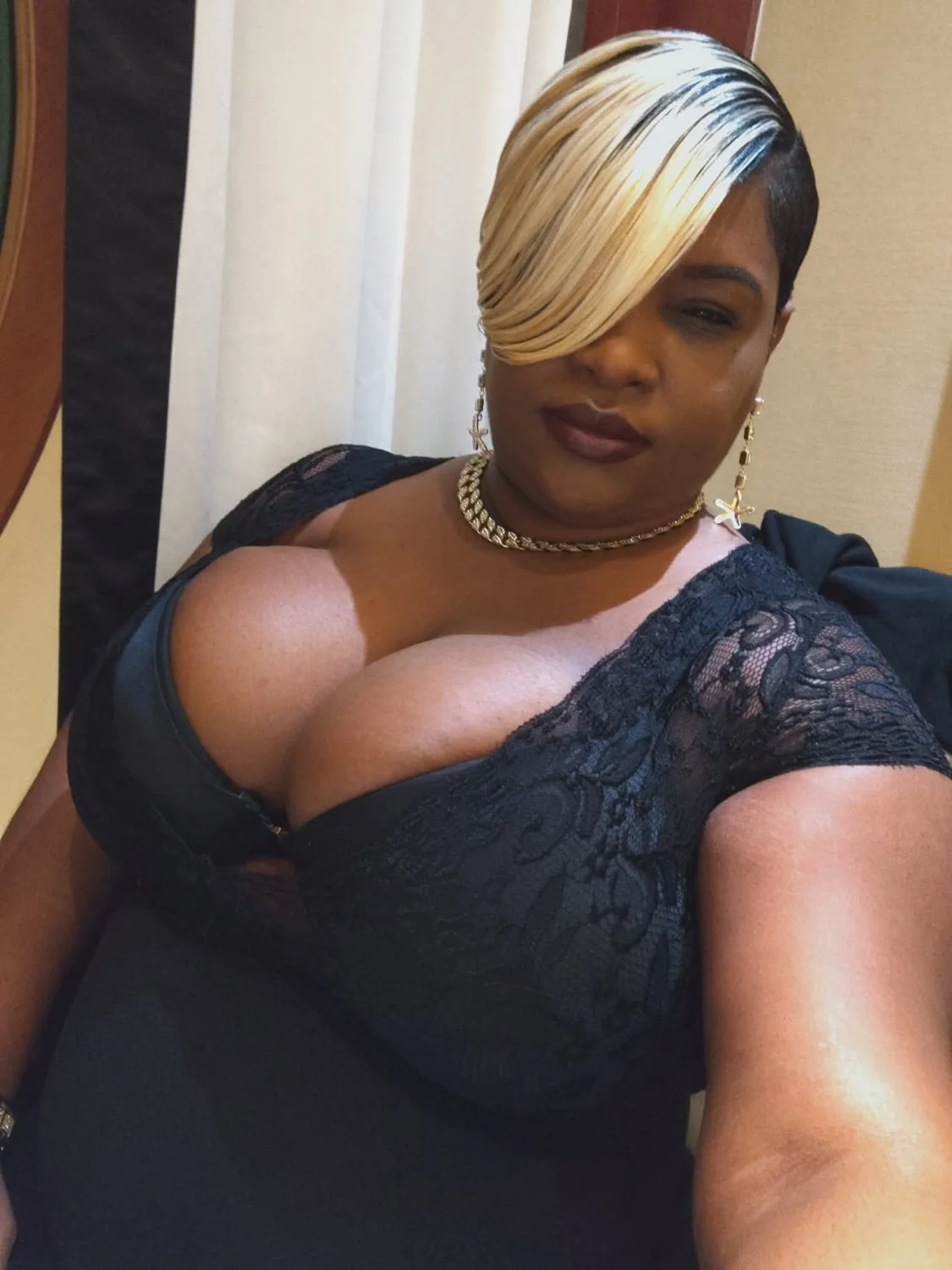 Mature ebony milf with big massive yitties. I would not pull out 154 image 26