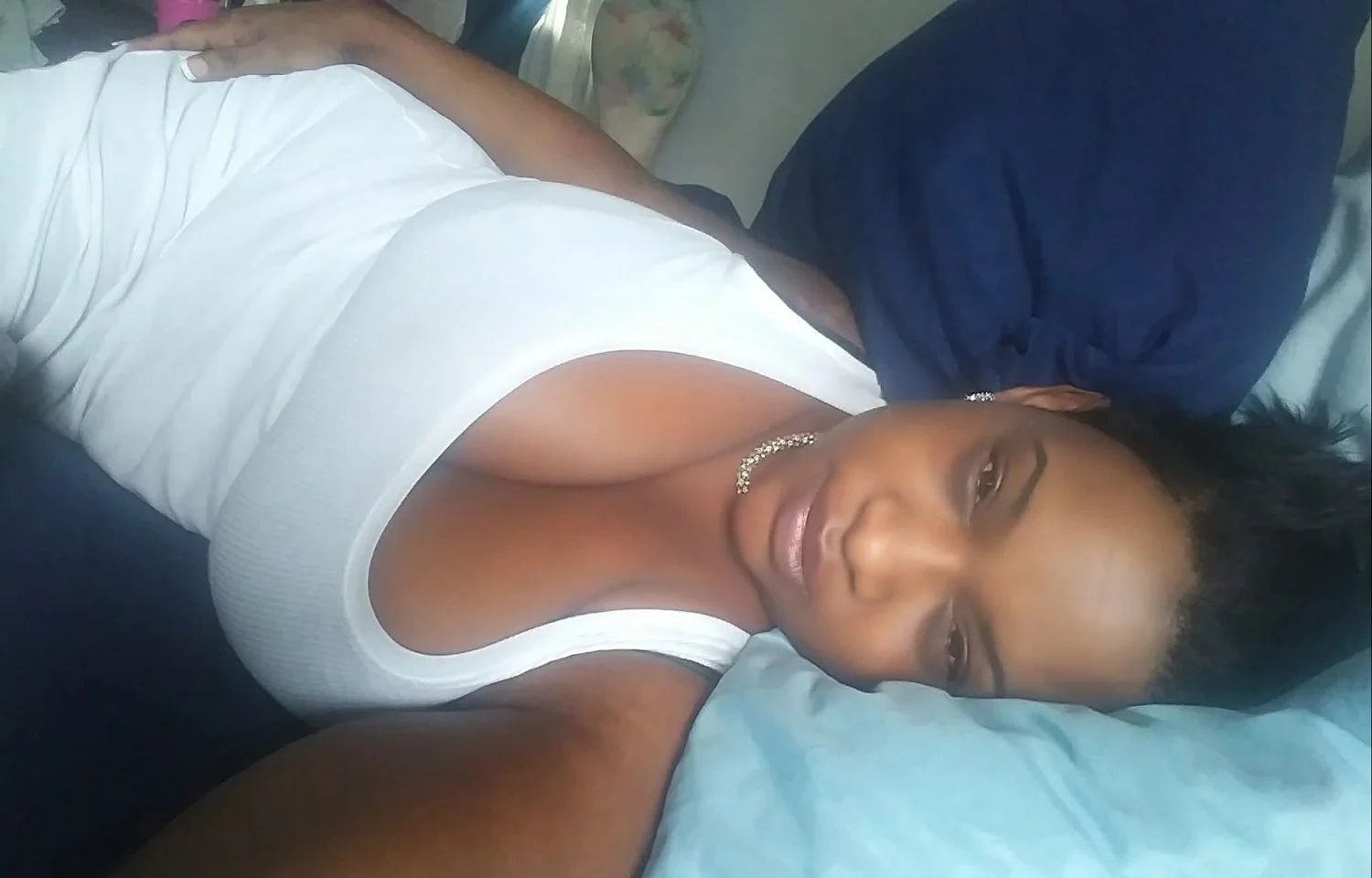 Mature ebony milf with big massive yitties. I would not pull out 154 image 3