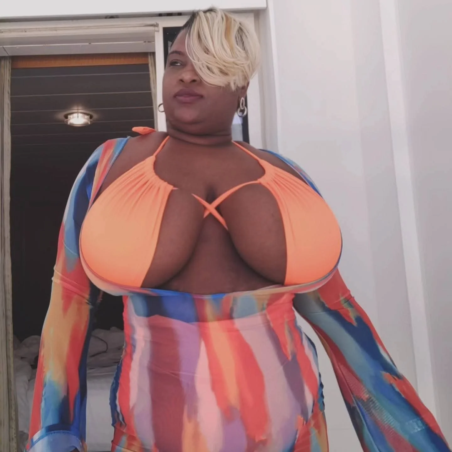 Mature ebony milf with big massive yitties. I would not pull out 154 image 38