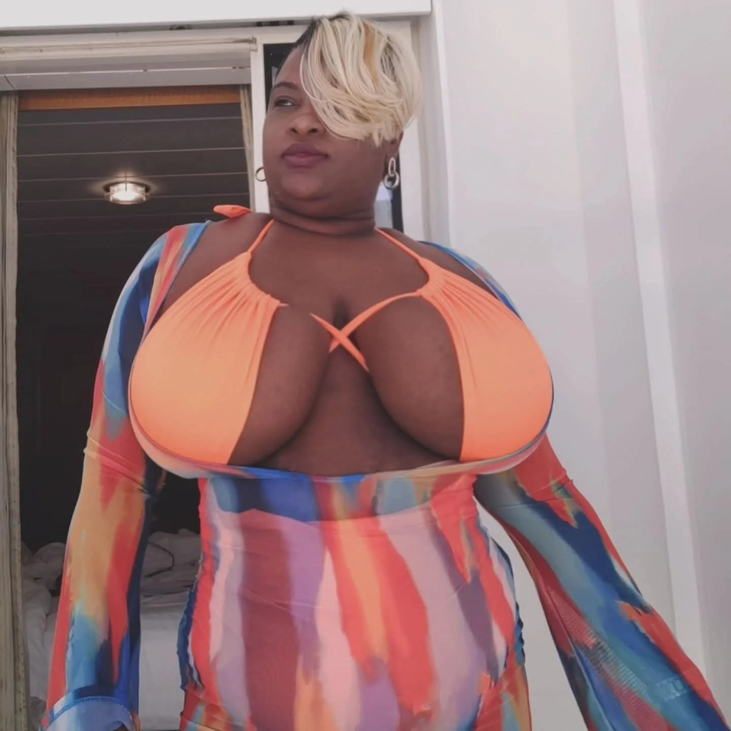 Mature ebony milf with big massive yitties. I would not pull out 154 image 47