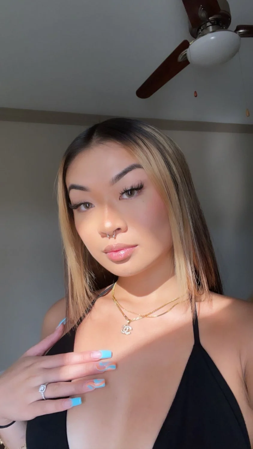Asian Girl Viina image 13