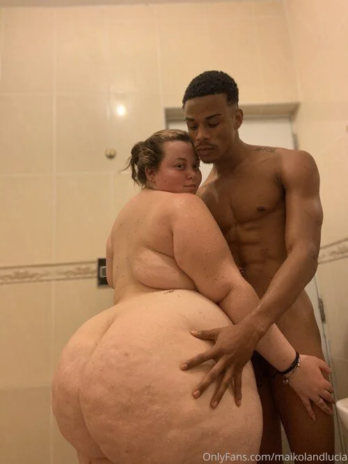 M3Ga tw1N lAtinA bbW bo0t1es !! image 45