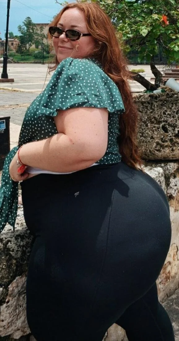 M3Ga tw1N lAtinA bbW bo0t1es !! image 8