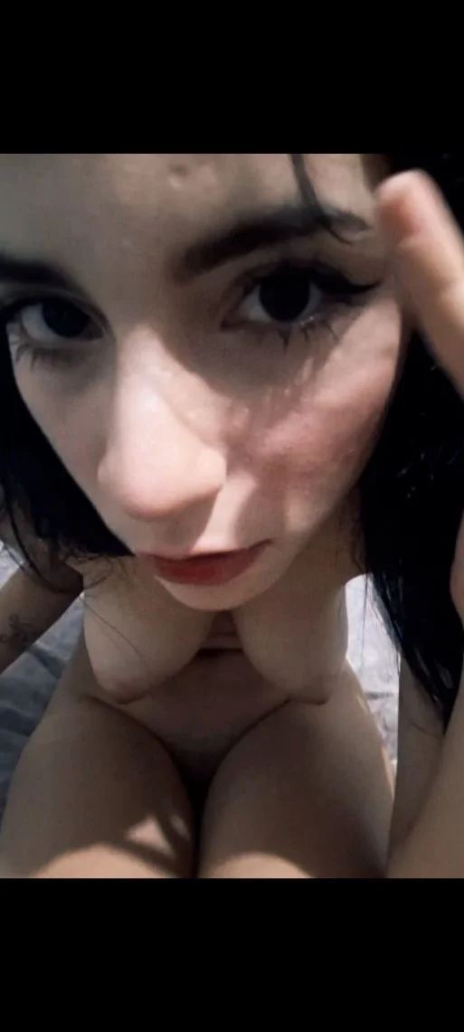 Linda flakita blanquita ricas tetas y culo deliciosa concha de vagina rica image 6