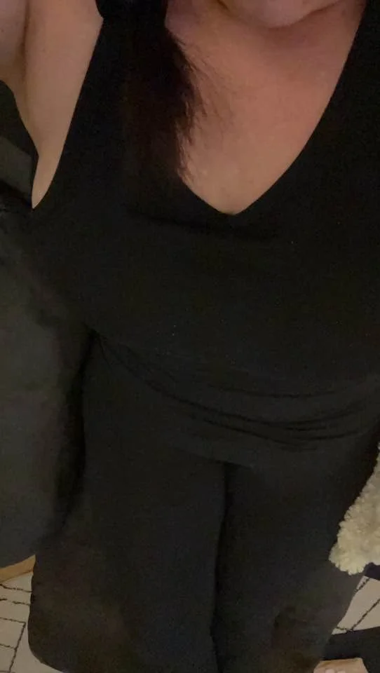 Big tit slut fingers cunt and tastes herself. Kik bullmaster999 to be degraded and exposed image 2