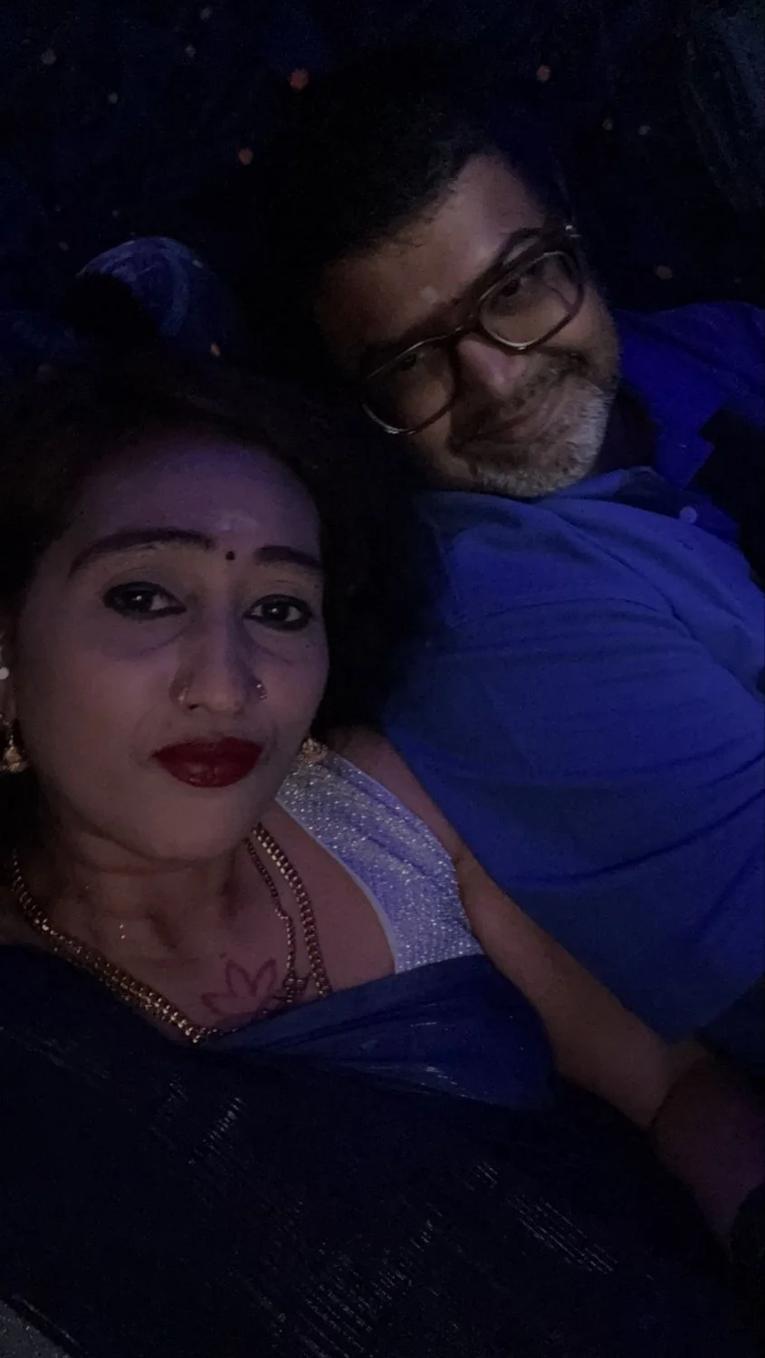 Singapore Famous Couple Husband sell his asshole for fast cash .wife sell her Pussy for money image 3