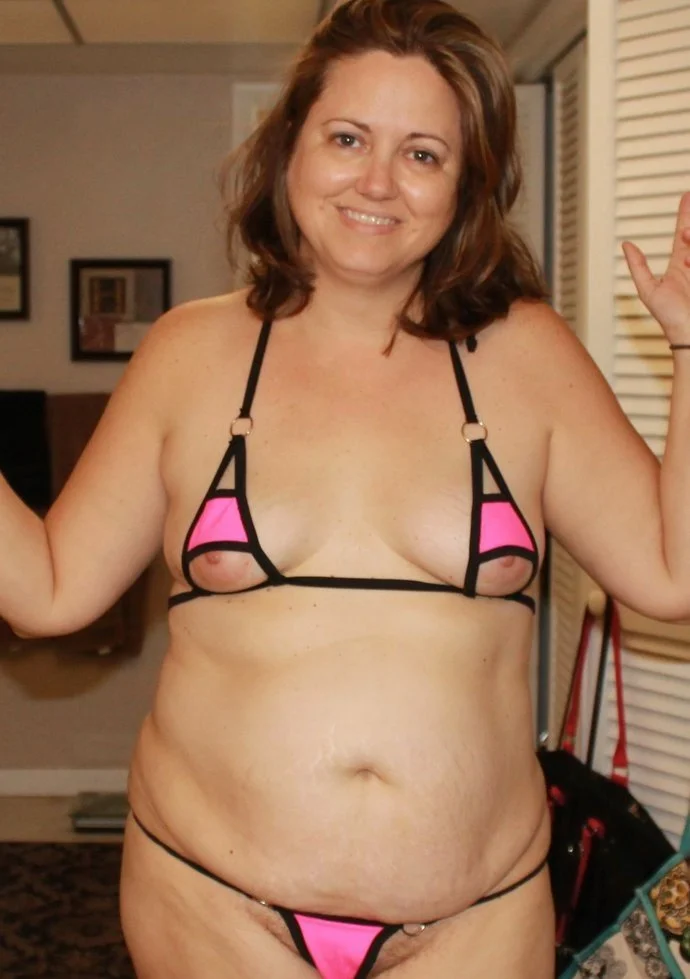 Fave Chubby Milf image 18