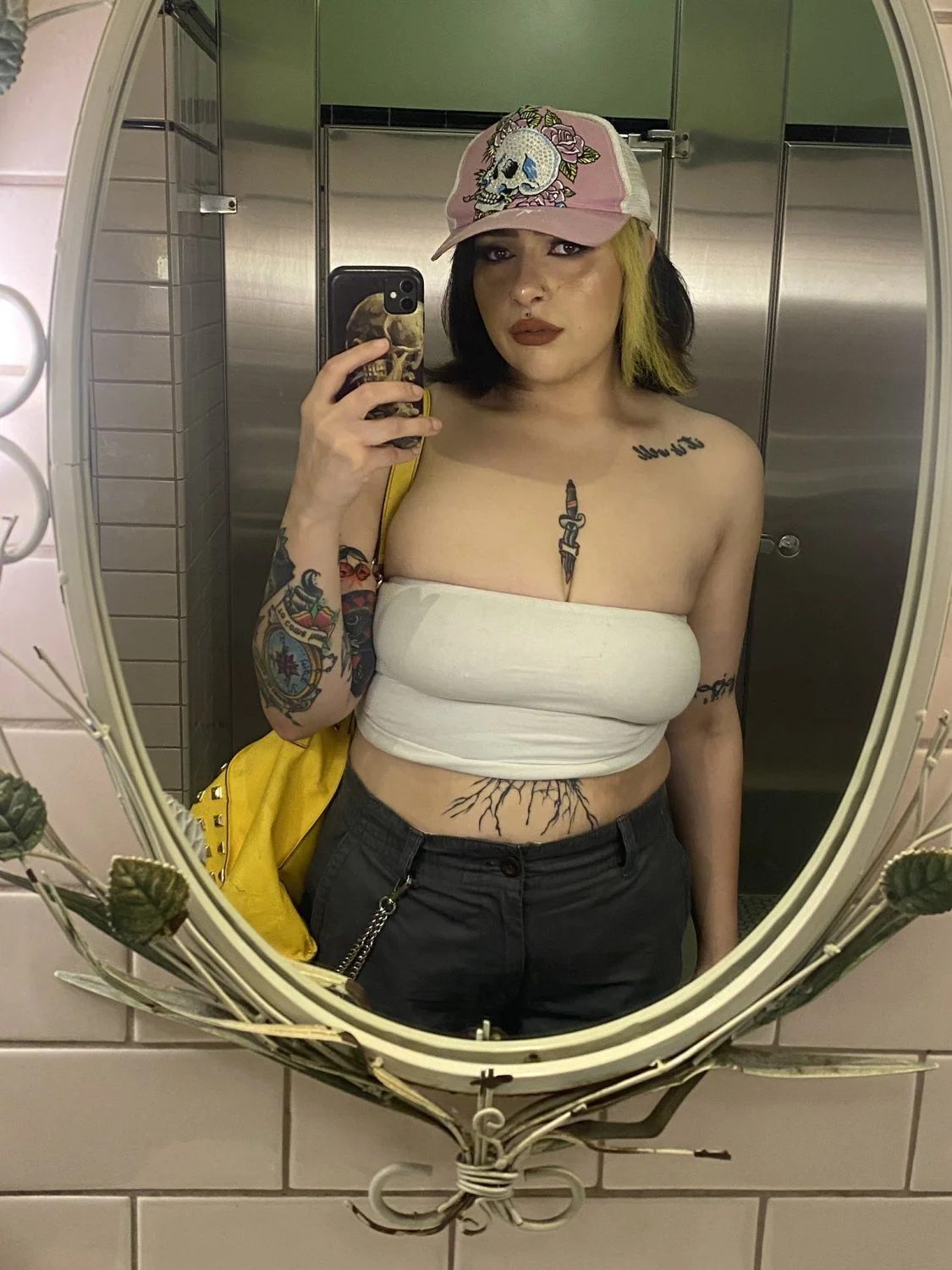 Found my big tit Latina cousin on OF lol main image