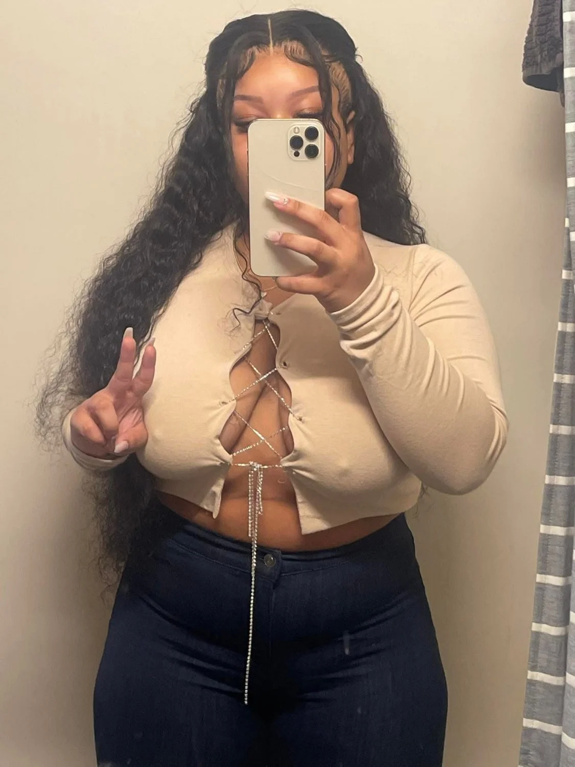 Pretty & Sexy Ass Redbone Social Media Influencer I would not pull out 156 image 3