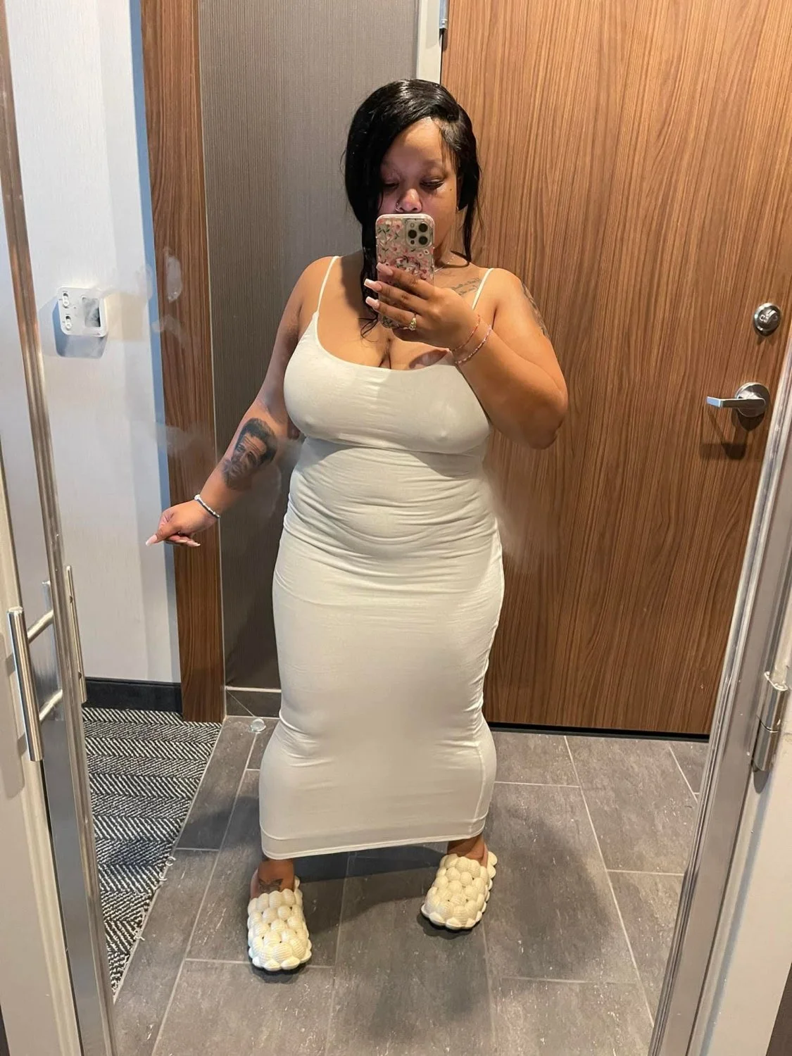 Pretty & Sexy Ass Redbone Social Media Influencer I would not pull out 156 image 5