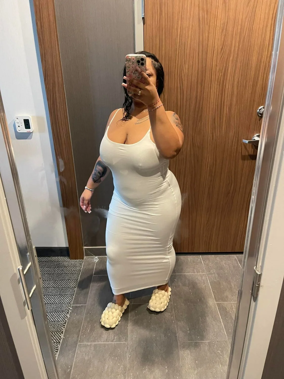 Pretty & Sexy Ass Redbone Social Media Influencer I would not pull out 156 image 7