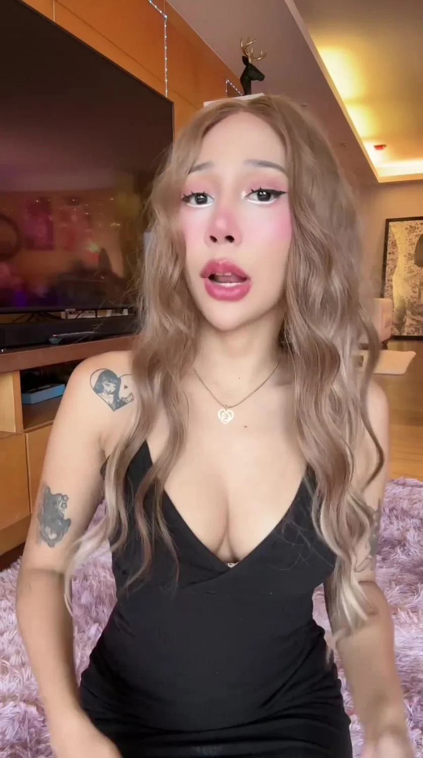 🔞 busty blonde asian slut big tits tattoos horny tight pussy 🫦💦 See my OF image 3