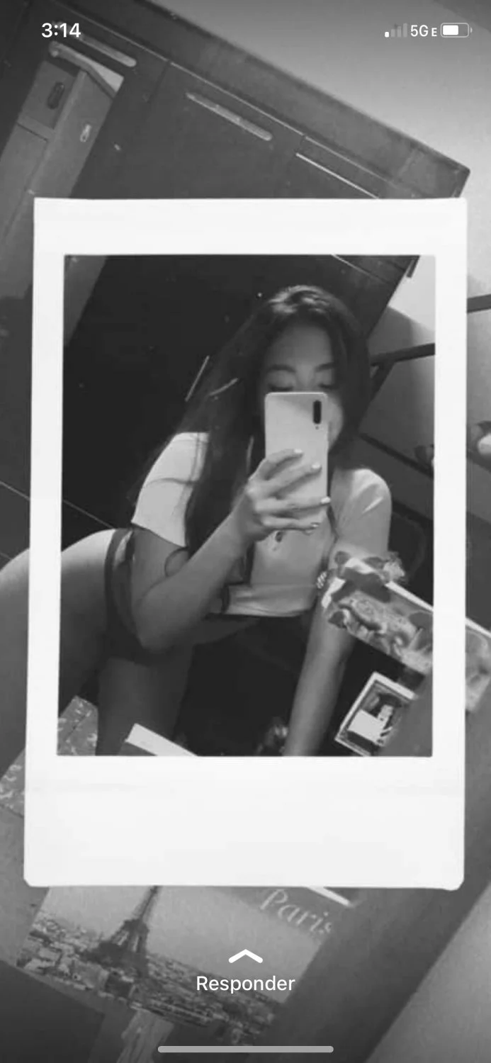 Karen sexi image 5